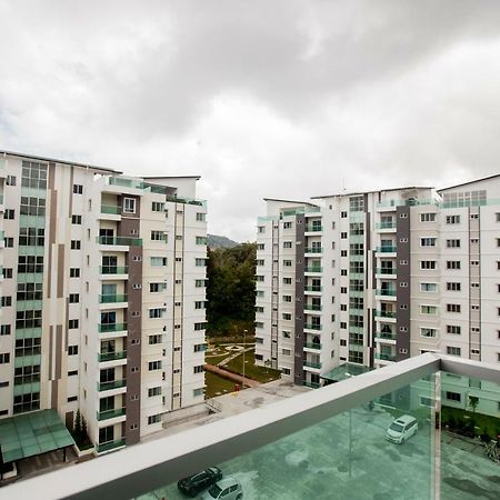 Icolor Home & Stay Ch 8 Tanah Rata Exterior photo